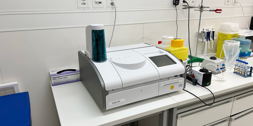 Cedex Bio metabolite analyser